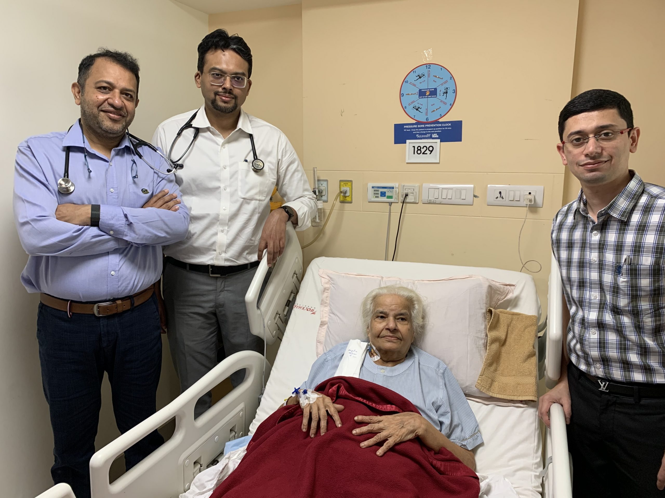 Wockhardt Hospital treated an octogenarian woman suffering from heart attack with 3rd generation leak-proof valve via TAVR procedure