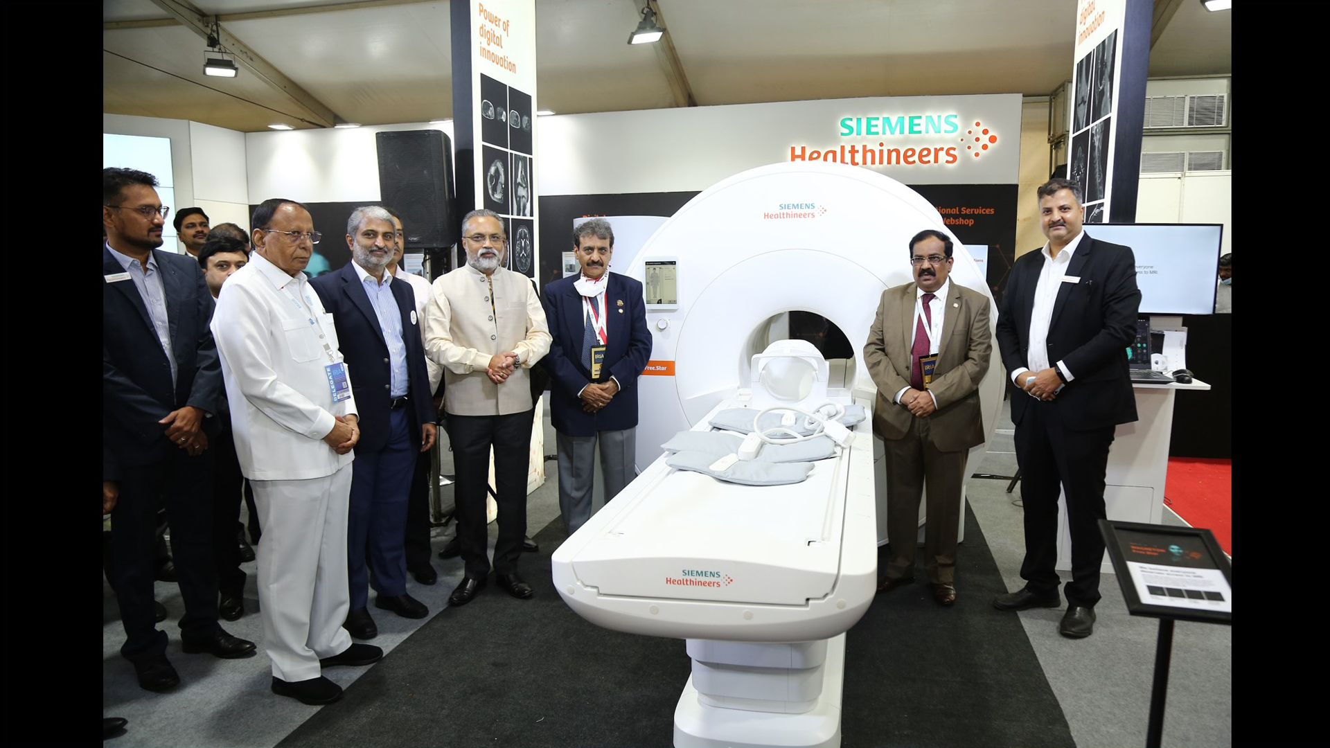 Siemens Healthineers unveils its latest medical imaging innovations at IRIA 2022 Healthcare Radius