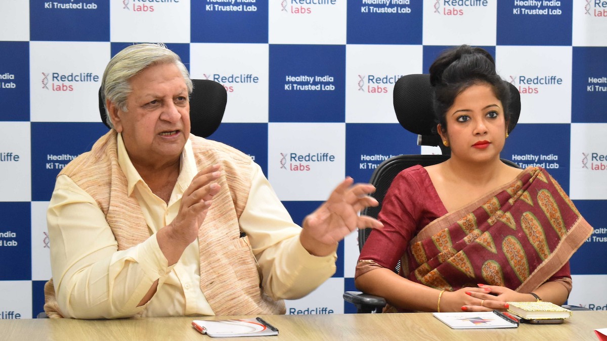 Redcliffe multidrug resistant TB test — Dr Ashok and Dr Sohini at the conference