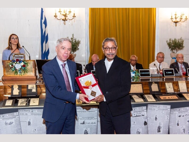 Dr Naresh Trehan honored as one of seven legends in heart surgery
